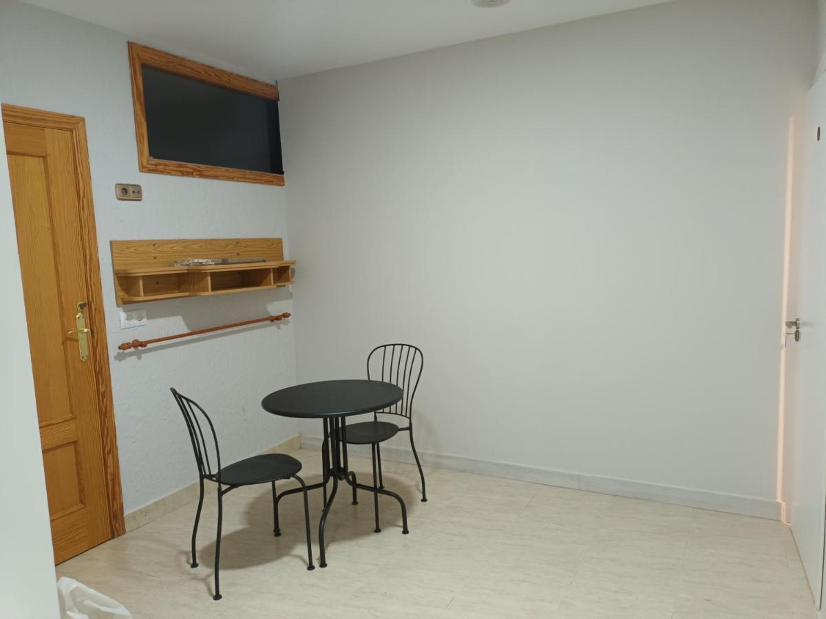 Hostal Cerro Del Castillo Jumilla Exteriör bild